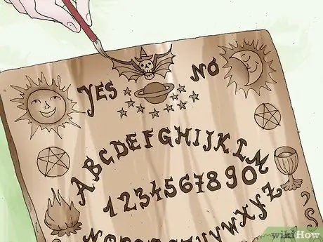 Crea una tavola Ouija Passaggio 21