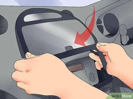 Install a Car Stereo Step 17