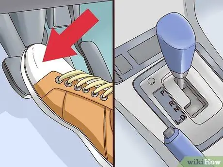 Drive a Car With an Automatic Transmission Step 12