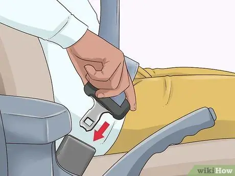 Drive a Car With an Automatic Transmission Step 4