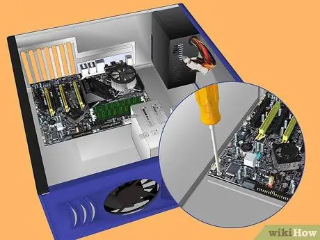 Bumuo ng isang Personal na Desktop Computer Hakbang 7