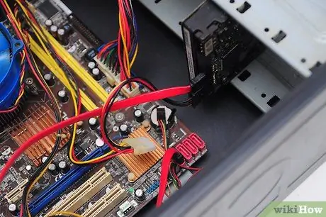 Installer un disque SATA Étape 8