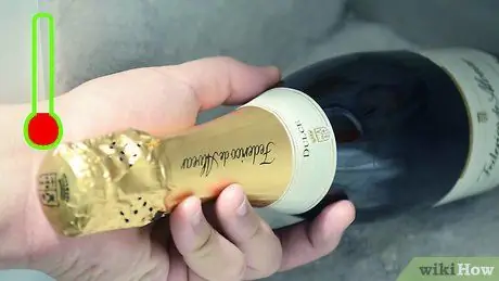 Ouvrir une bouteille de champagne Étape 5