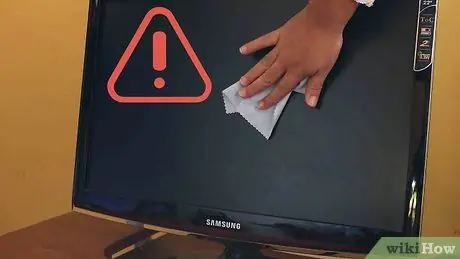 Clean a Computer Monitor Step 15