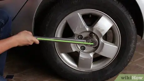 Torque Wrench ደረጃ 10 ን ይጠቀሙ