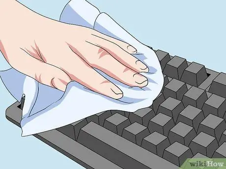 Clean a Keyboard Step 7