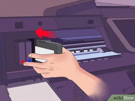 Substituïu un cartutx de tinta a l'HP Officejet Pro 8600 Pas 7