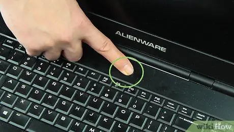 Laptop klaviaturasını təmizləyin Adım 1