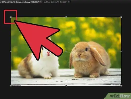 Pasukite vaizdą „Photoshop“8 veiksme