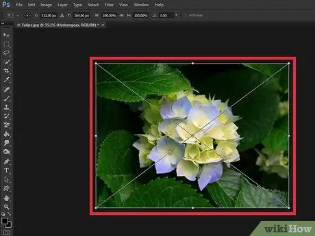 Photoshop 4 -cü addımda bir görüntünü digərinə çevirin