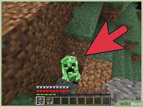 Kill a Creeper in Minecraft Step 5