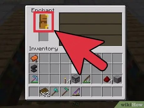 ใช้หนังสือที่มีเสน่ห์ใน Minecraft ขั้นตอนที่ 3