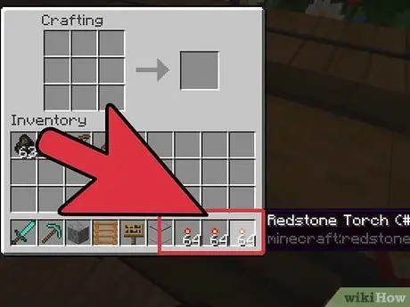 Krijoni pishtarë të ndezur Redstone në Minecraft Hapi 4