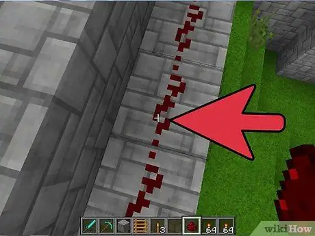 Creeu torxes de Redstone intermitents al pas 7 de Minecraft