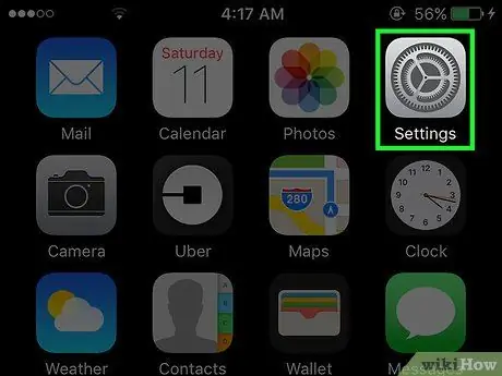 Allow iCloud to Use Cellular Data for Transfers on an iPhone Step 1