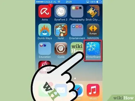 İPhone 3 -ün mövzularını dəyişdirmək üçün WinterBoard istifadə edin