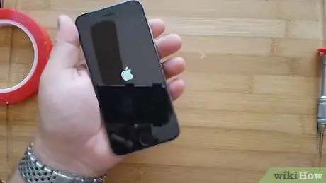 Reparar un iPhone de daños por agua Paso 11