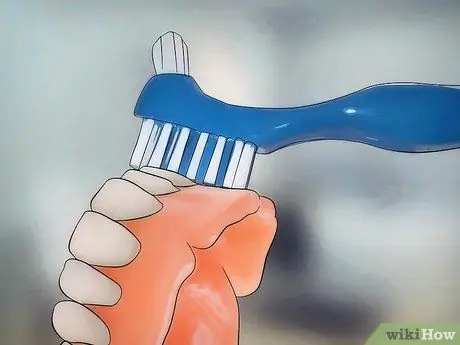 Clean Dentures With Vinegar Step 10