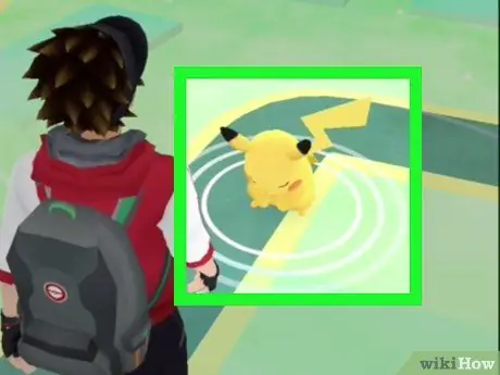 Chyťte Pikachu v Pokémon GO, krok 3