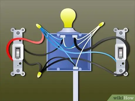 Verdrahten Sie einen 3-Wege-Lichtschalter Schritt 17