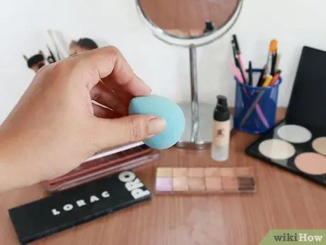 Használja a Beauty Blender 4. lépést