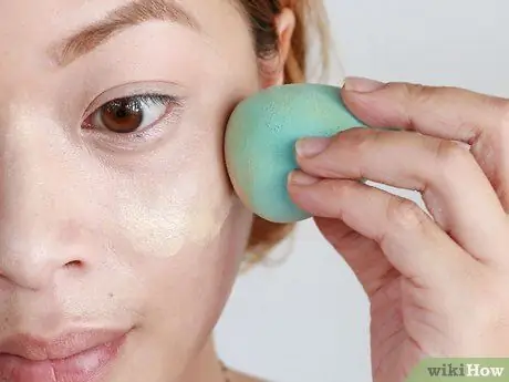 Utilisez Beauty Blender Étape 9