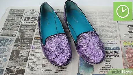 Make Glitter Shoes Step 11