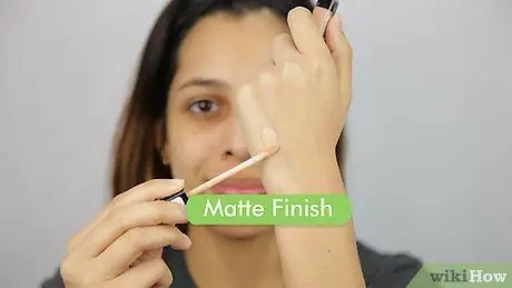 Foundation und Concealer richtig auftragen Schritt 9