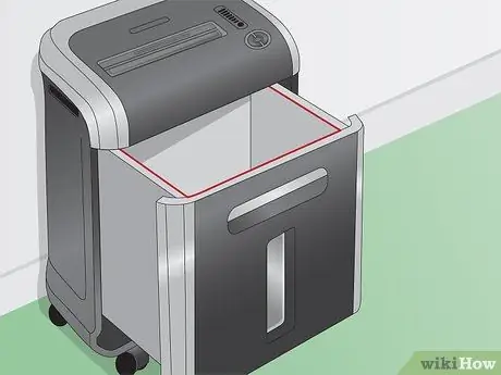 Unjam a Paper Shredder Step 2