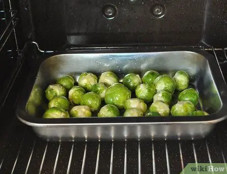 Coles de Bruselas asadas congeladas Paso 8