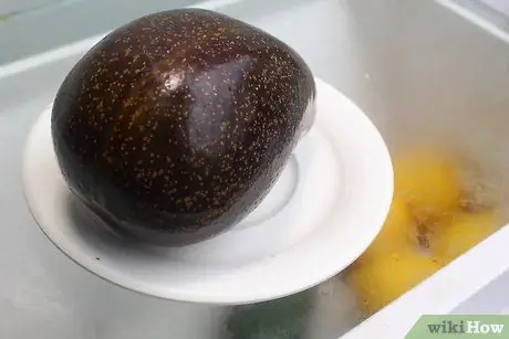 Bumili ng isang Magandang Avocado Hakbang 9