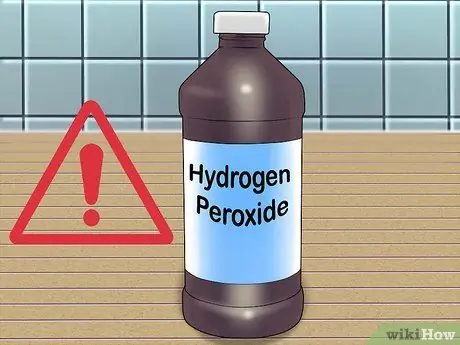 Làm trắng răng với Hydrogen Peroxide Bước 6