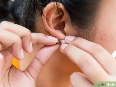 Clean Your Ear Piercing Step 4