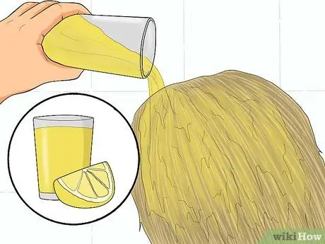 Togli l'odore di una permanente dai capelli Step 7