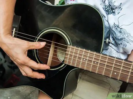 Schreiben Sie einen Song mit Gitarrenakkorden Schritt 9