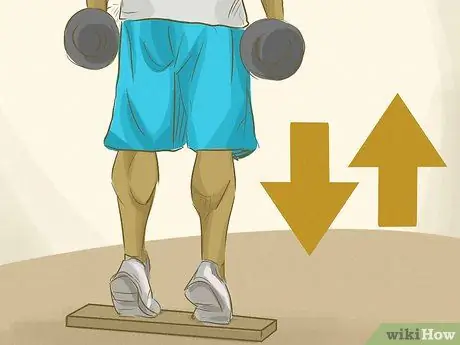 Bersenam Dengan Dumbbells Langkah 13