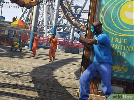 ครอบคลุมใน Grand Theft Auto (GTA) 5 ขั้นตอนที่ 1