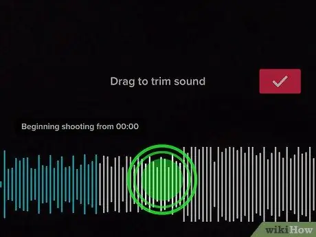 Beskär musik på en TikTok -video på iPhone eller iPad Steg 7