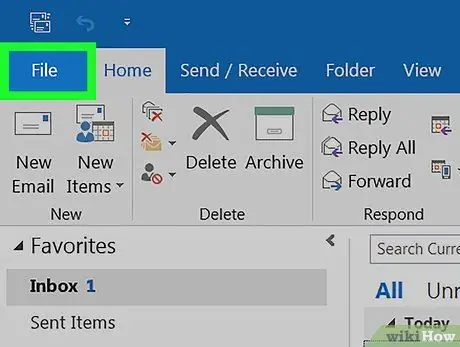 Trova il server SMTP in Outlook su PC o Mac Passaggio 2