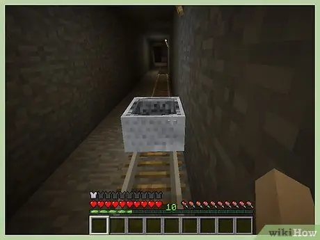 Crea un carrello da mine in Minecraft Passaggio 13