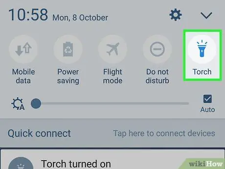 सैमसंग गैलेक्सी फ्लैशलाइट चरण 10. का प्रयोग करें