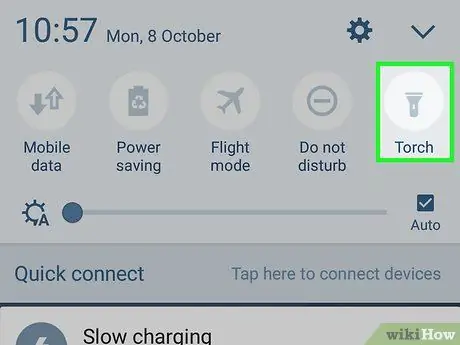 Usa la torcia Samsung Galaxy Passaggio 4