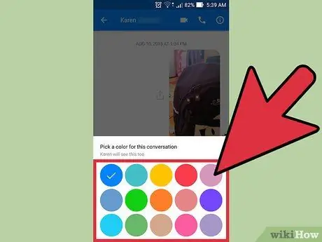 Zmeňte farby rozhovoru a emodži v programe Facebook Messenger, krok 4